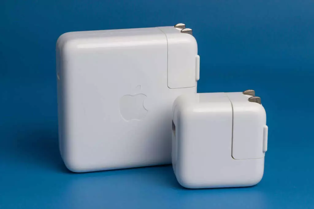 Apple Macbook Pro Charger