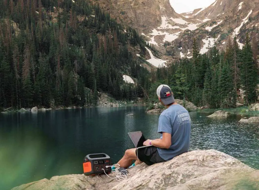 Power Station Charging Macbook During Hiking 1 Power Station Charging Macbook During Hiking 1